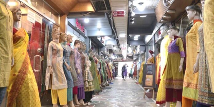 Shopping-Mall-