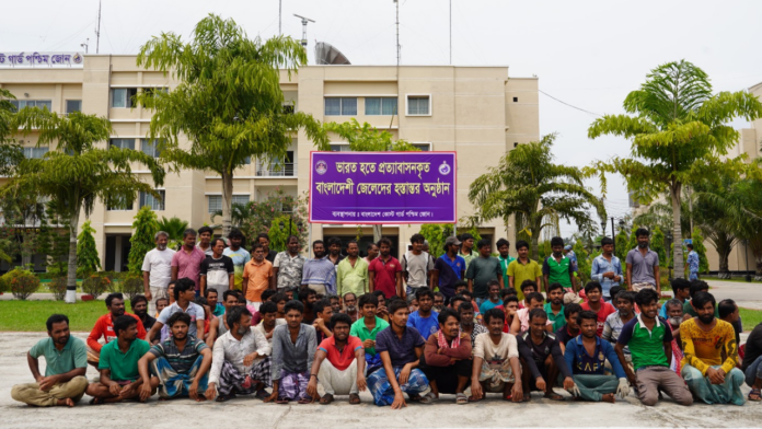 ভারত থেকে ফিরলেন ৯১ বাংলাদেশি জেলে