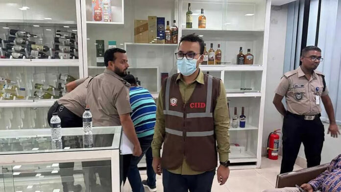 শুল্কমুক্ত মদ রাখায় চার গুদাম সিলগালা